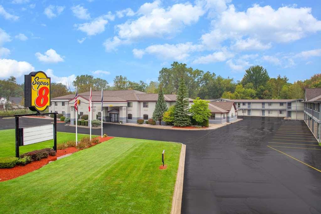 Super 8 By Wyndham Marysville/Port Huron Area Extérieur photo